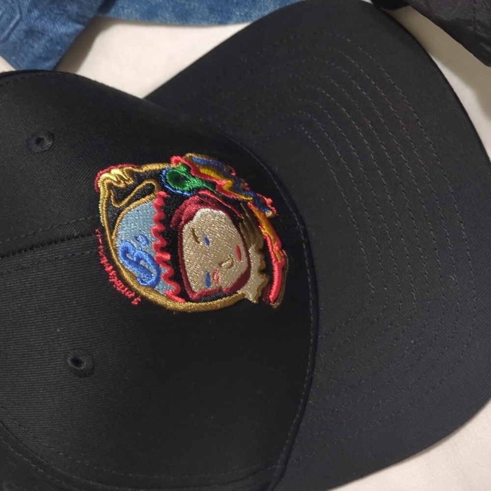 Billionaire boy's club melting hat